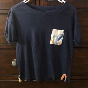 navy blue tee
